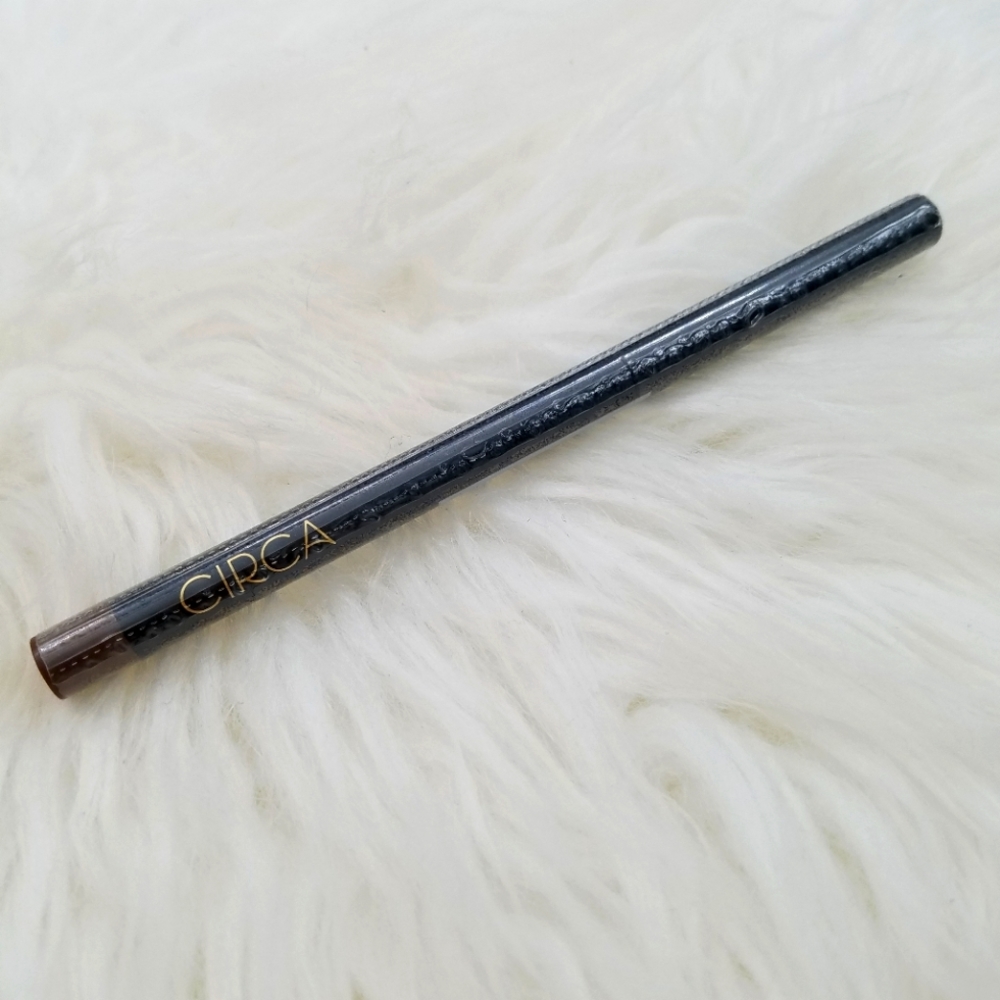 Circa Face Framing Brow Pencil. Shade: 03 Brunette.